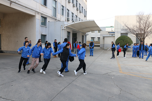 東綸公司舉辦“三八女神節”趣味運動會活動