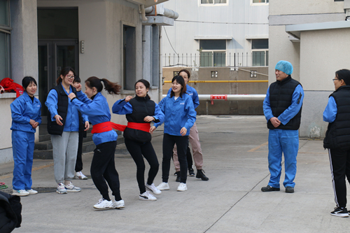 東綸公司舉辦“三八女神節”趣味運動會活動